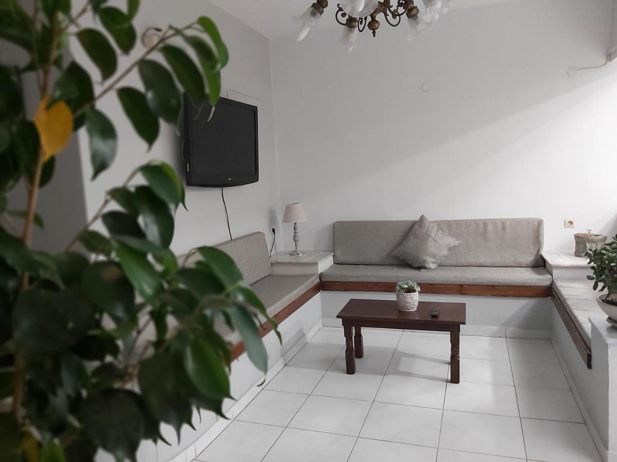 Kasteli Studios & Apartments Pánormos 外观 照片