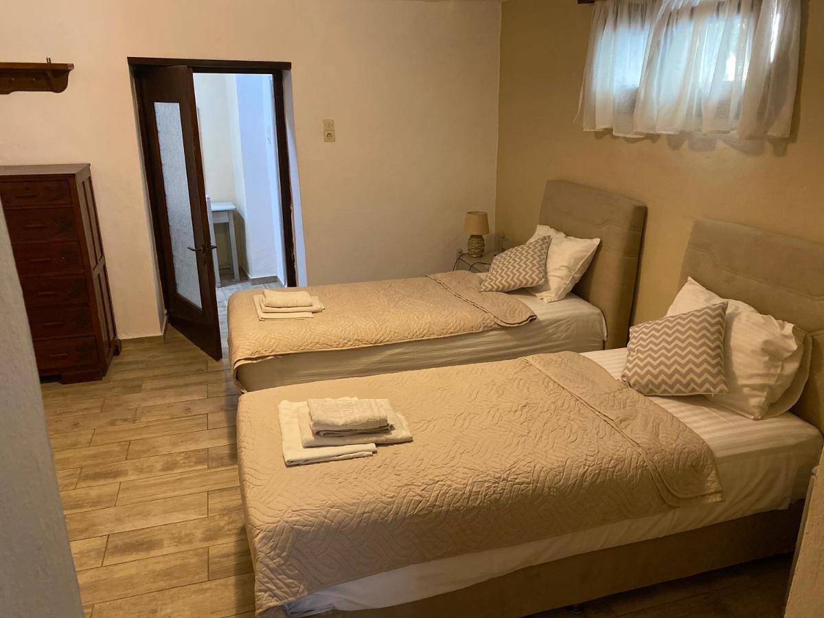 Kasteli Studios & Apartments Pánormos 外观 照片